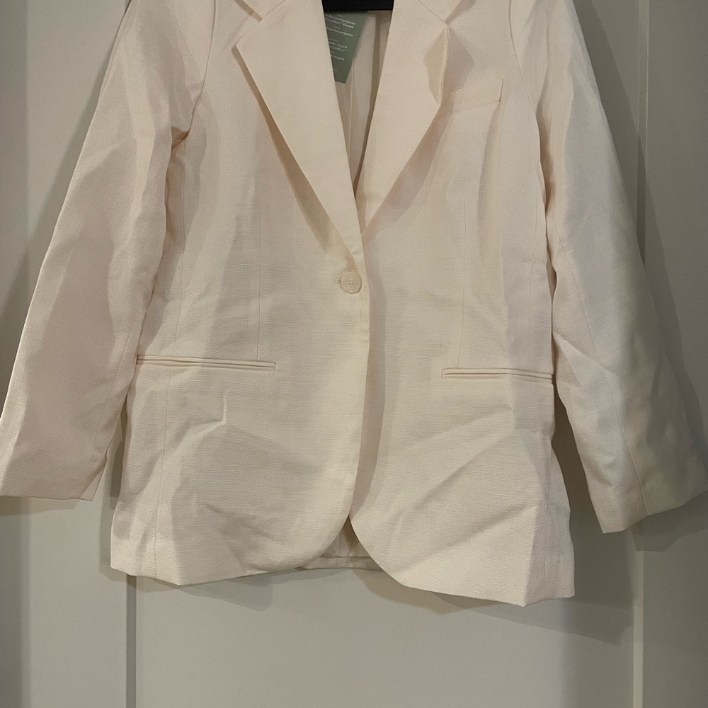 Women's Cream Blazer